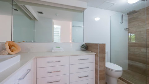 Norfolk Luxury Beachfront Apartments - Tourism Caloundra 17
