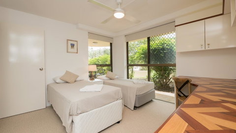 Norfolk Luxury Beachfront Apartments - Tourism Caloundra 19