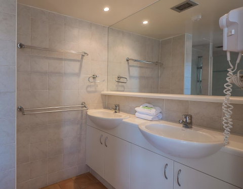 Norfolk Luxury Beachfront Apartments - Tourism Caloundra 29