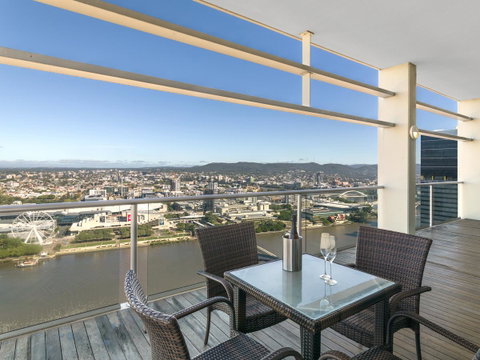 Oaks Brisbane Casino Tower Suites - Tourism Caloundra 10