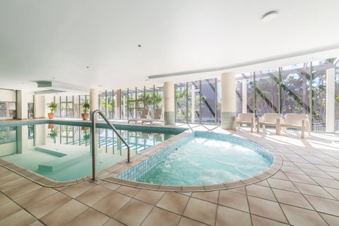 The Meriton Apartments On Main Beach - Tourism Caloundra 33