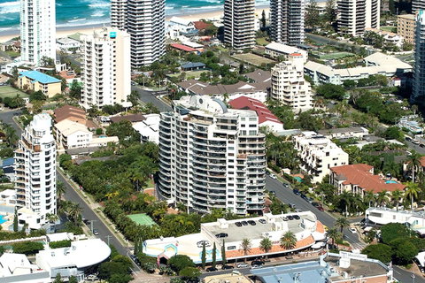 The Meriton Apartments On Main Beach - Tourism Caloundra 26