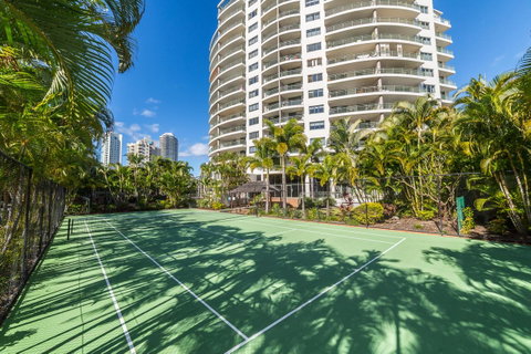 The Meriton Apartments On Main Beach - Tourism Caloundra 34