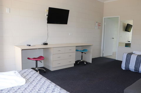 YAL Cairns - A Motel That Makes A Difference - Tourism Caloundra 21