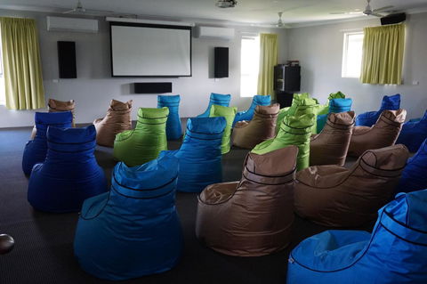 YAL Cairns - A Motel That Makes A Difference - Tourism Caloundra 4