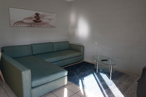 YAL Cairns - A Motel That Makes A Difference - Tourism Caloundra 22