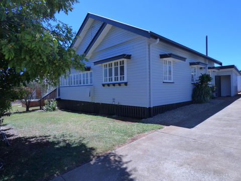 Lilly Pilly House - Tourism Caloundra 14