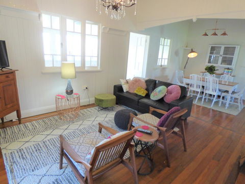 Lilly Pilly House - Tourism Caloundra 11