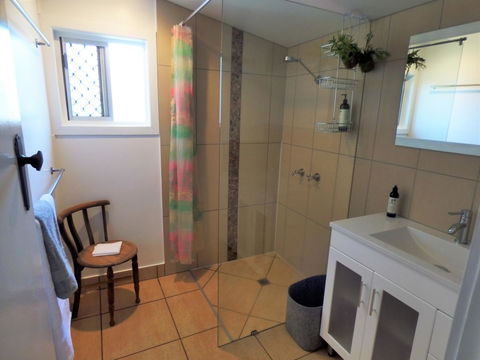 Lilly Pilly House - Tourism Caloundra 12