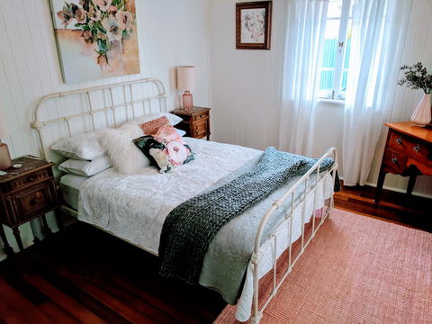 Lilly Pilly House - Tourism Caloundra 1