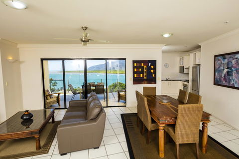 Jack And Newell Holiday Apartments - Tourism Caloundra 35