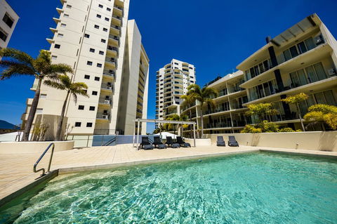 Jack And Newell Holiday Apartments - Tourism Caloundra 9