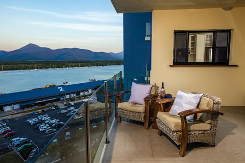 Jack And Newell Holiday Apartments - Tourism Caloundra 43