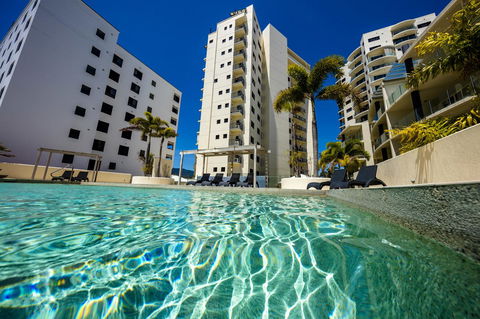 Jack And Newell Holiday Apartments - Tourism Caloundra 2
