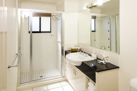 Jack And Newell Holiday Apartments - Tourism Caloundra 24