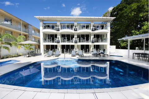 SandCastles Noosa - Tourism Caloundra 0