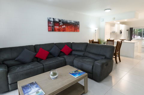 TiTree Resort Apartments - Tourism Caloundra 10