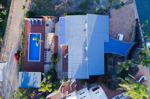 Nautilus On The Hill - Airlie Beach - Tourism Caloundra 17