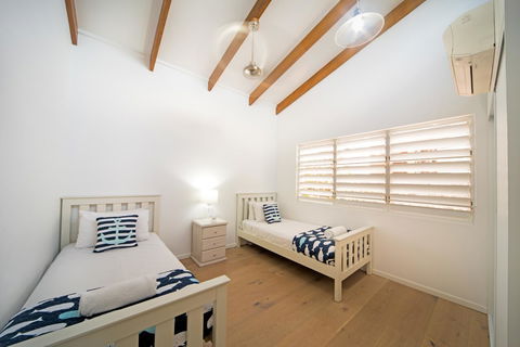 Nautilus On The Hill - Airlie Beach - Tourism Caloundra 11