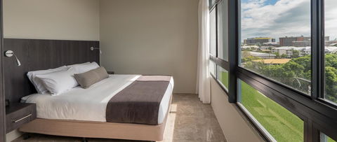 Sunshine Tower Hotel - Tourism Caloundra 19