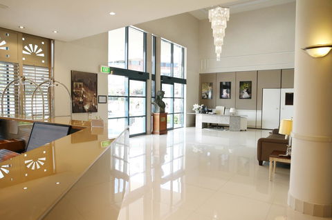 Hotel Diana - Tourism Caloundra 3