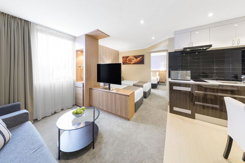 Hotel Diana - Tourism Caloundra 35