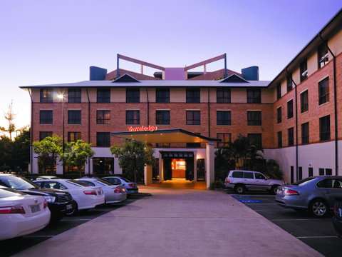 Mercure Brisbane Garden City - Tourism Caloundra 17