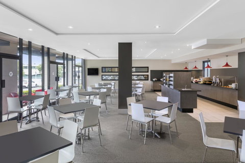 Mercure Brisbane Garden City - Tourism Caloundra 30