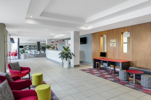 Mercure Brisbane Garden City - Tourism Caloundra 9