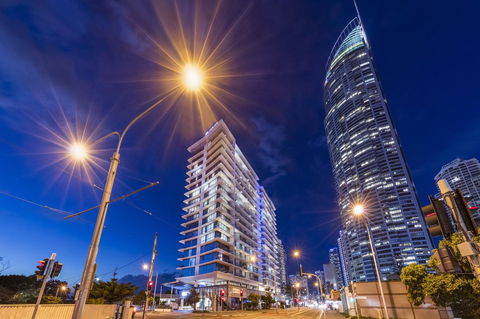 Wyndham Resort Surfers Paradise - Tourism Caloundra 17