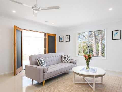 Briz Stays - Whites Road - Tourism Caloundra 4