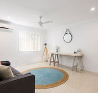 Briz Stays - Whites Road - Tourism Caloundra