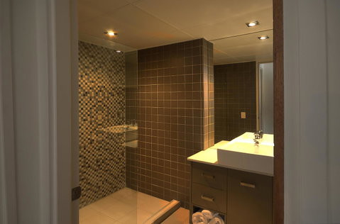 Narrowneck Court Holiday Apartments - Tourism Caloundra 39