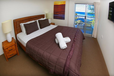 Narrowneck Court Holiday Apartments - Tourism Caloundra 34