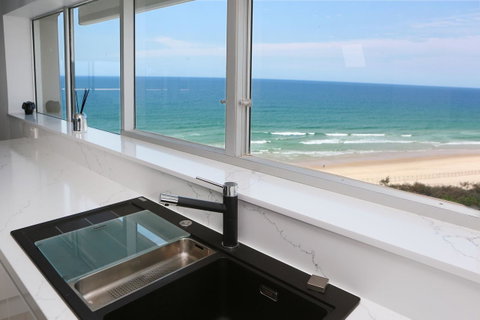 Narrowneck Court Holiday Apartments - Tourism Caloundra 30