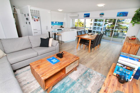 Narrowneck Court Holiday Apartments - Tourism Caloundra 27