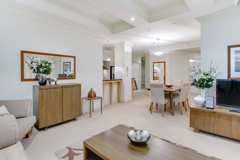 MacArthur Chambers - Tourism Caloundra 1