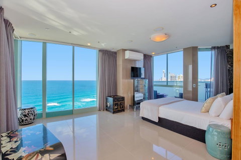 The Waterford On Main Beach - Tourism Caloundra 36