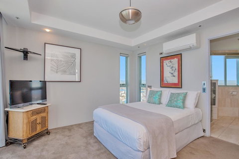 The Waterford On Main Beach - Tourism Caloundra 40