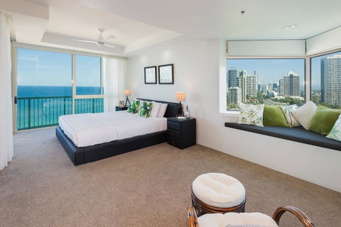 The Waterford On Main Beach - Tourism Caloundra 4
