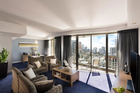Sofitel Gold Coast Broadbeach - Tourism Caloundra 21