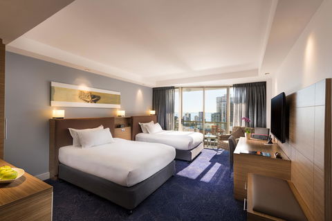 Sofitel Gold Coast Broadbeach - Tourism Caloundra 20
