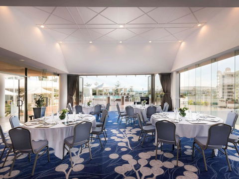 Sofitel Gold Coast Broadbeach - Tourism Caloundra 41