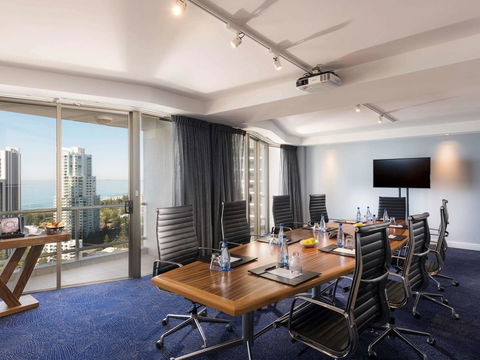 Sofitel Gold Coast Broadbeach - Tourism Caloundra 42