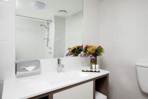 The Benson Hotel - Tourism Caloundra 10