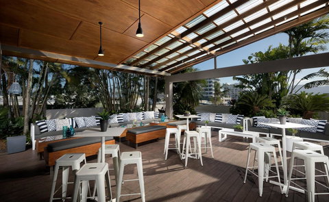 The Benson Hotel - Tourism Caloundra 12