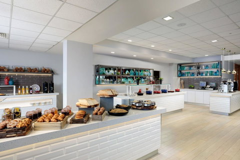 The Benson Hotel - Tourism Caloundra 8