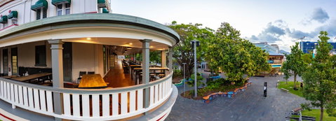 Hides Hotel - Tourism Caloundra 4