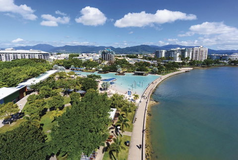 Hides Hotel - Tourism Caloundra 36