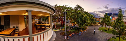 Hides Hotel - Tourism Caloundra 12